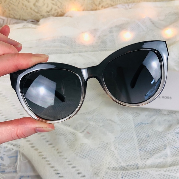 Michael Kors Accessories - Michael Kors MITZI I sunglasses [used]